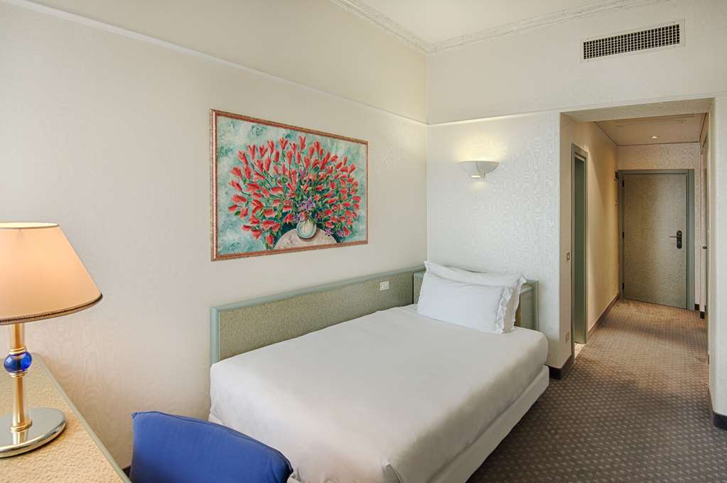 Hotel Nh Ancona Zimmer foto